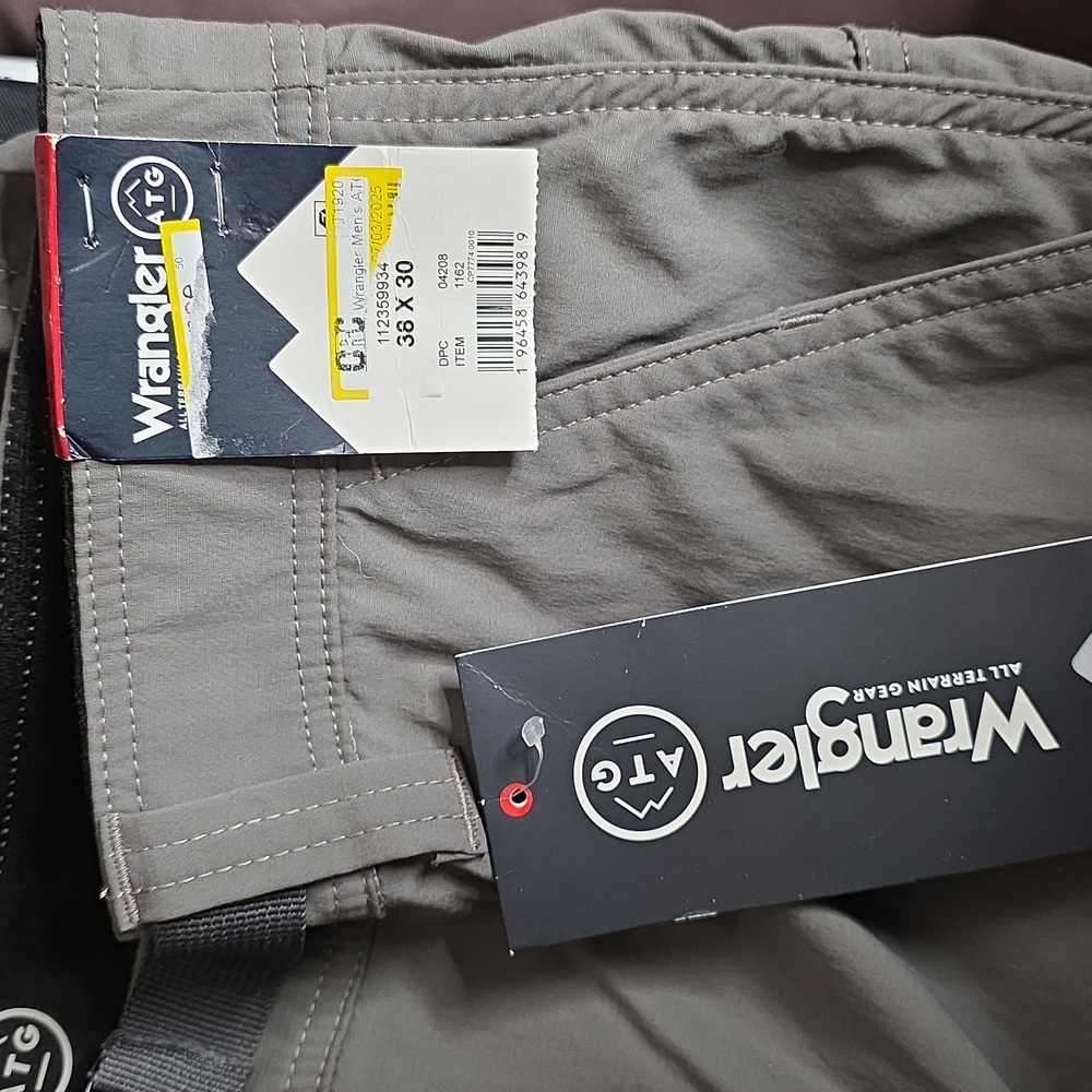 Wrangler Men's ATG Convertible Trail Tapered Jogger Pants - Pavement - Picture 9 of 9